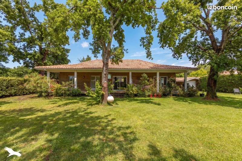 Maison 6 pièces 128 m² · à Arès · 128 m² · 582 400 €