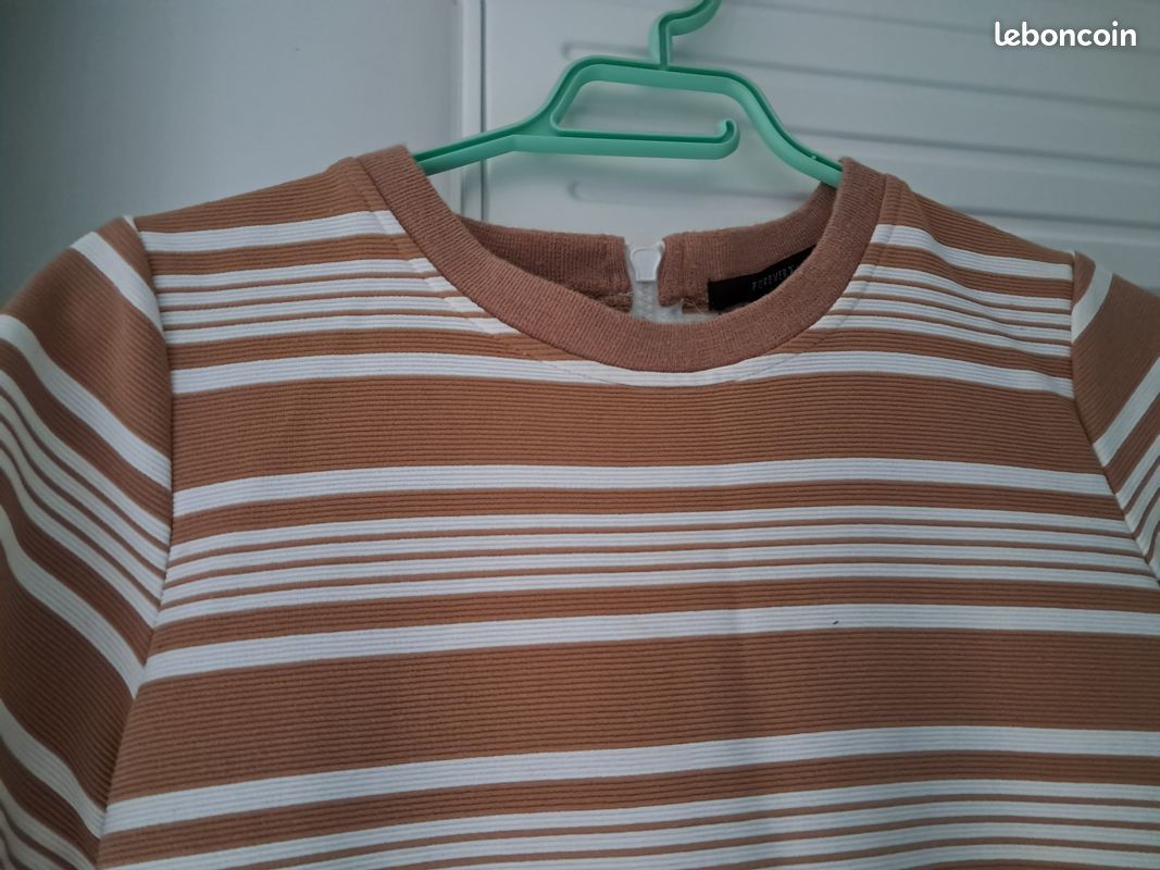 Jolie robe à rayure caramel et blanche (image 5)