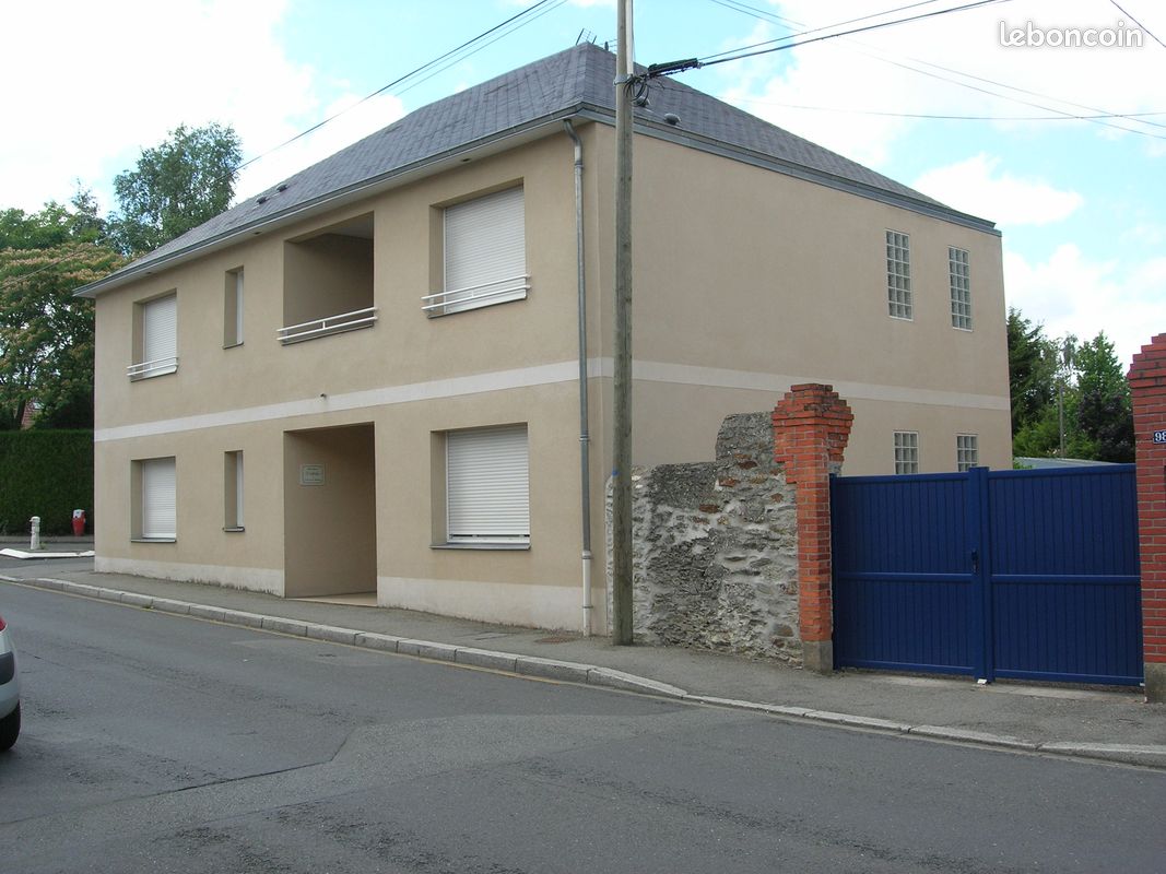 Appartement 1 pièce 25 m² · à Laval · 25 m² · 340 €/mois