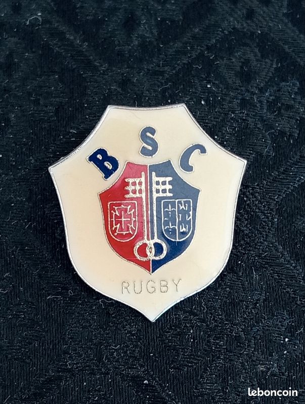 pin's lapel pins vintage Chien dog (+ à venir) Chamonix