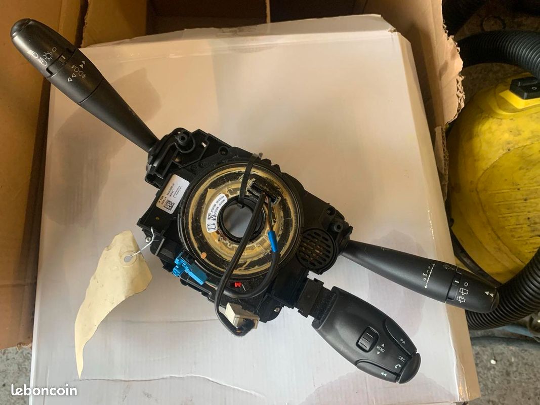 COMM2000, commodo, commande clignotants/phares pour Ds3 Citroën HDI 1 ...