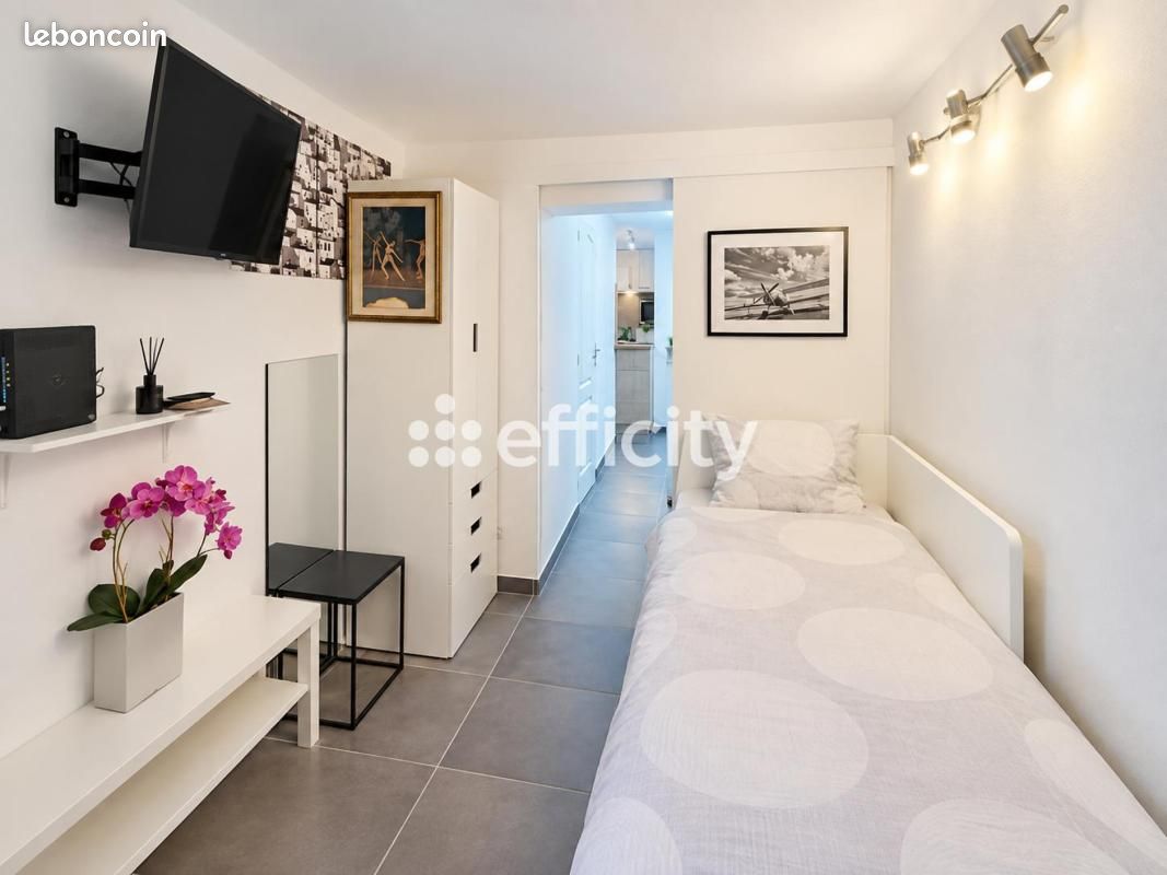 Appartement 1 pièce 14 m² · à Villejuif · 14 m² · 145 000 €