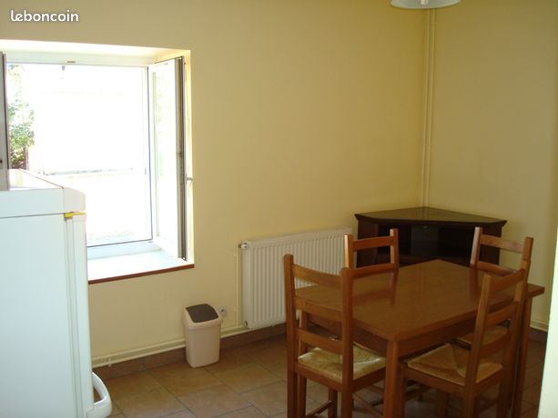 Loue appartement meublé