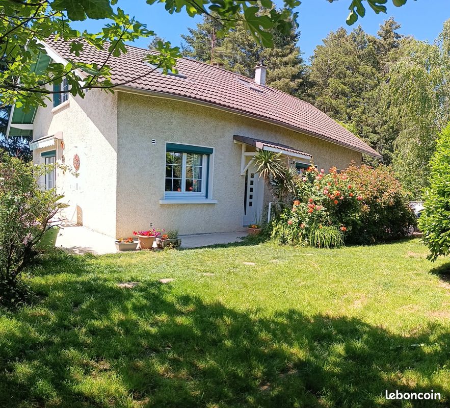 Maison 6 pièces 178 m² · à Saint-Pierre-de-Chandieu · 178 m² · 499 000 €