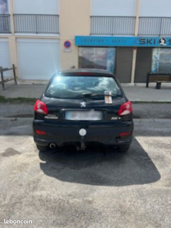 206 + à vendre (image 3)