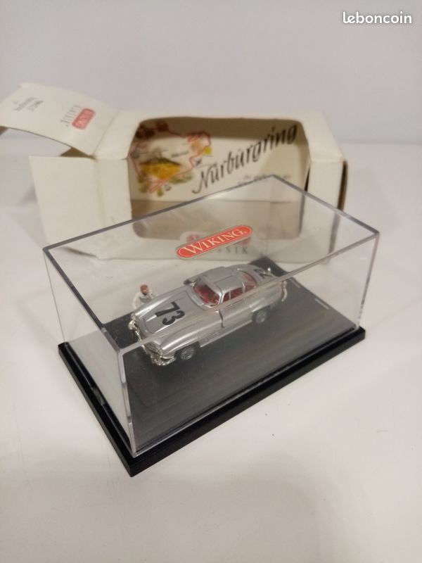 Kit Maquette Lindberg Mercedes 300 SL 1/32 - échelle 1:32 - Neuf Scellé