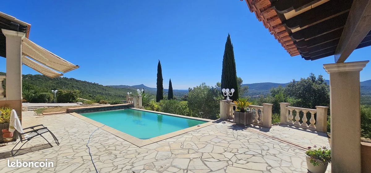 Maison 4 pièces 126 m² · à Garéoult · 126 m² · 588 000 €