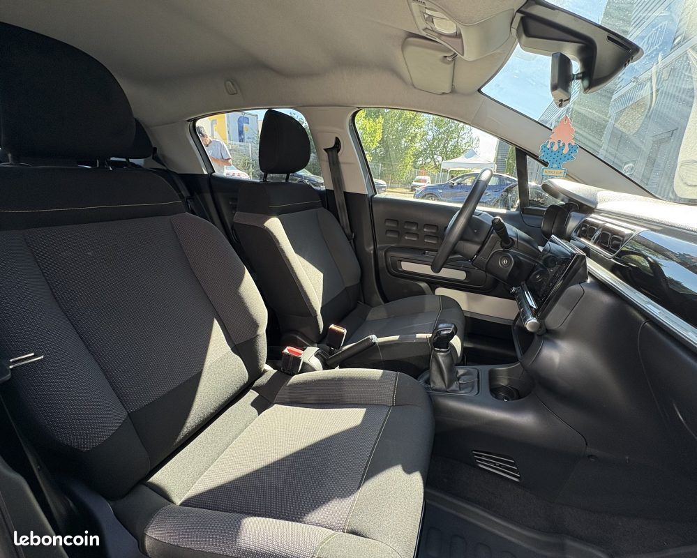 CITROEN C3 - Finition LIVE - 83 ch - DISTRIBUTION NEUVE - Entretient complet - Garantie 6 mois (image 11)
