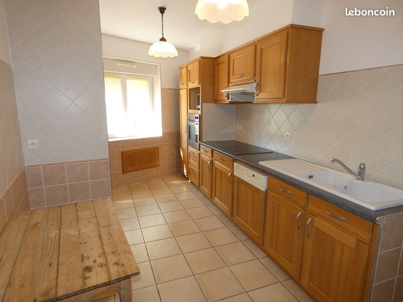 Appartement 3 pièces 80 m² · à Serres · 80 m² · 750 €/mois