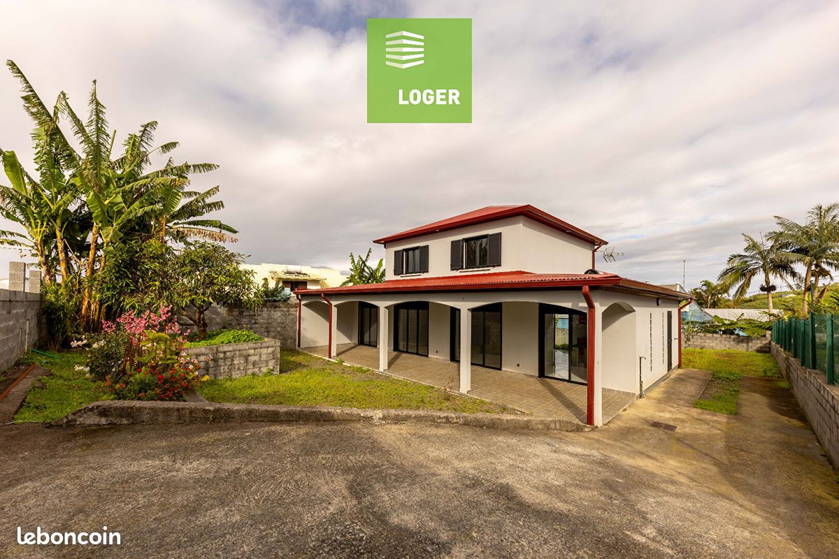 Maison 5 pièces 132 m² · à Petite-Île · 132 m² · 1 228 €/mois