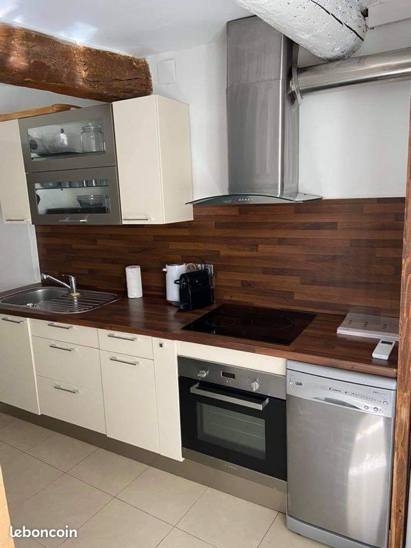 Appartement 1 pièce 28 m² · à Aix-en-Provence · 28 m² · 800 €