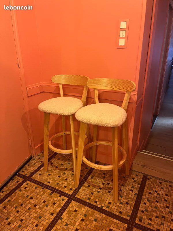 Chaise haute (image 1)