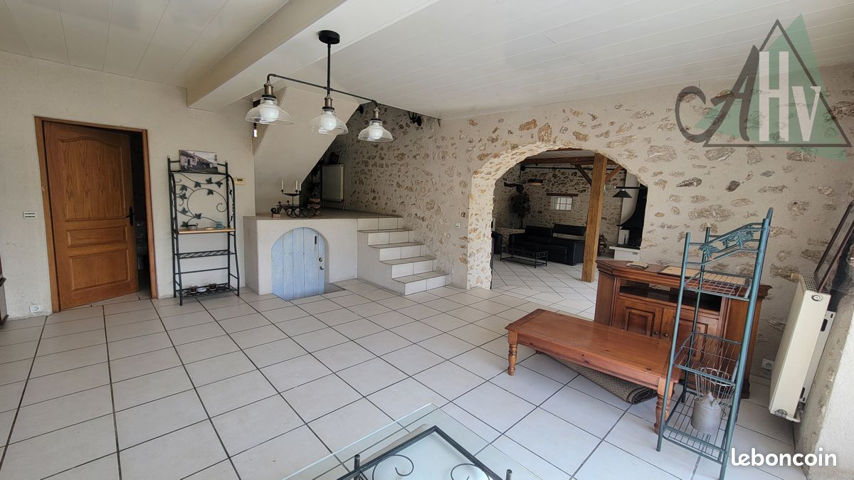 Maison 6 pièces 245 m² (image 3)