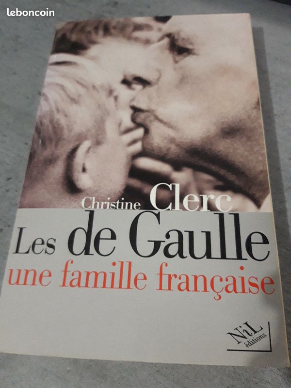 Livre "les de gaulle une famille française" (image 1)