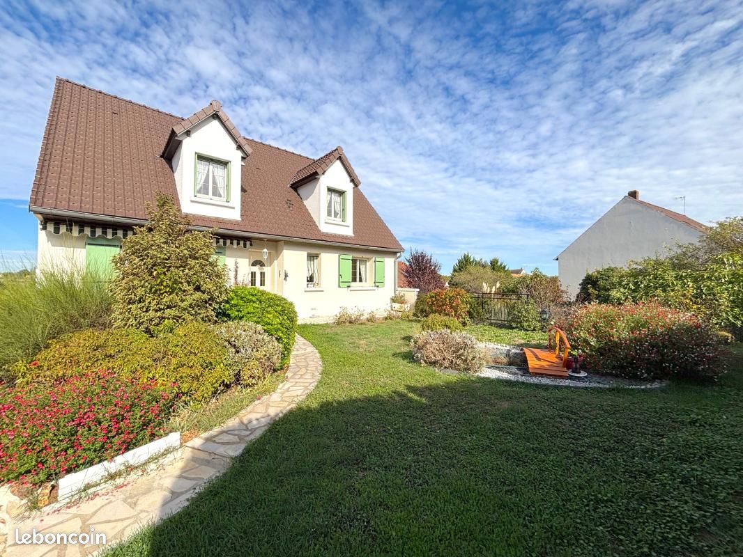 Maison 6 pièces 133 m² · à Mennecy · 133 m² · 485 000 €
