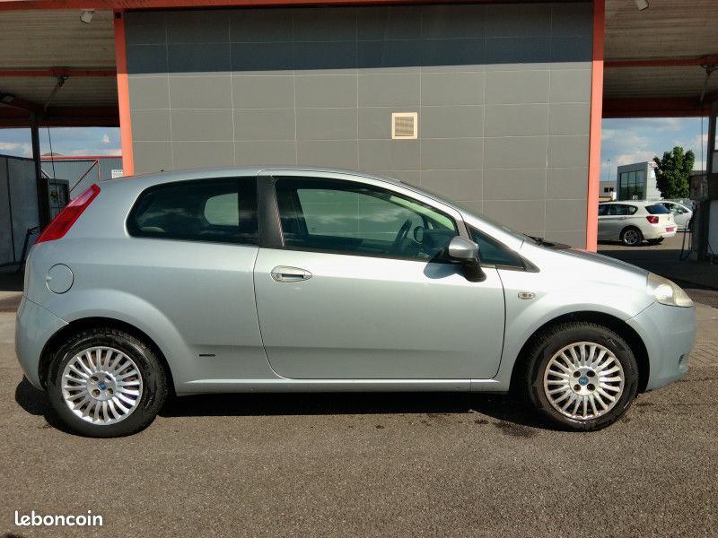 Fiat GRANDE PUNTO 1.3 MULTIJET 16V 75CH ACTIVE 3P (image 7)