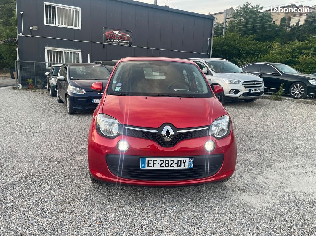 RENAULT Twingo Twingo III 1.0 SCe 70 E6 Zen Faible KM. Garantie 6 mois (image 2)