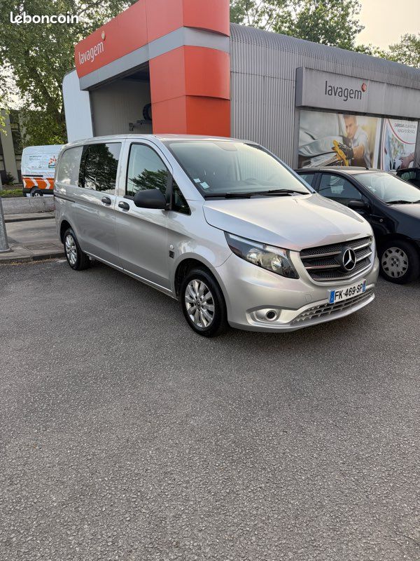Vend Mercedes vito (image 2)