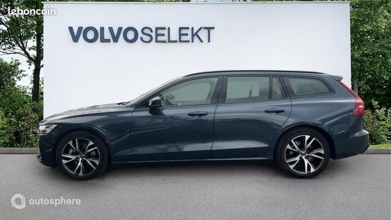 Volvo V60 B4 197ch Ultra Style Dark DCT 7 (image 2)