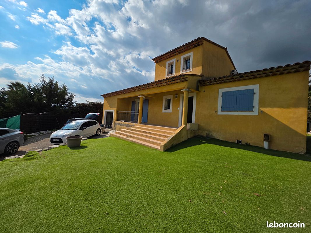 Maison 5 pièces 108 m² · à Carros · 108 m² · 2 500 €/mois