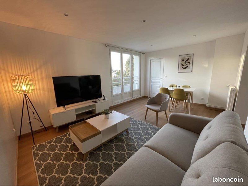 Appartement 5 pièces 82 m² · à Orléans · 82 m² · 450 €/mois