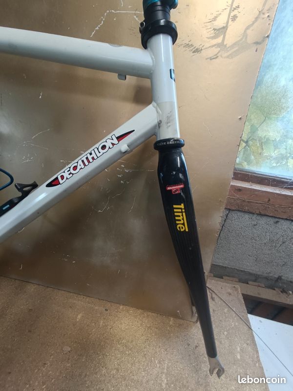 Ancien cadre pompe Silca Impero blanc 49 47 cm NOS vélo Eroica années