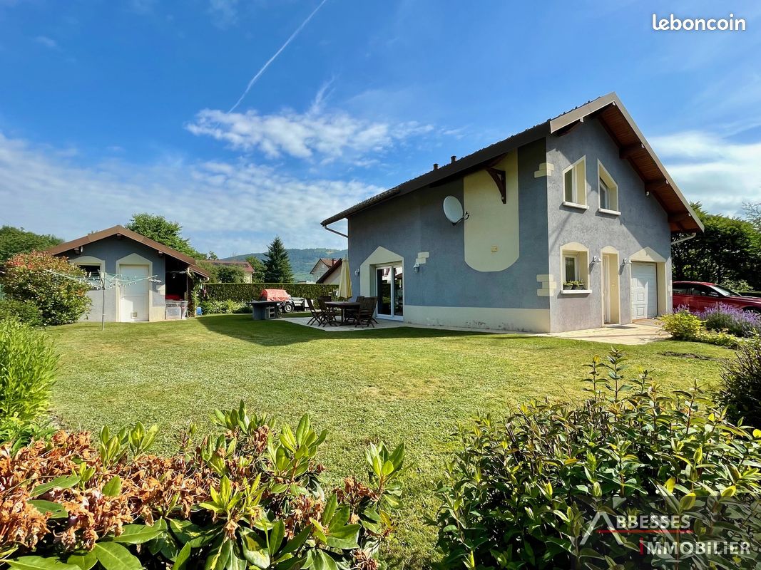 Maison 5 pièces 124 m² · à Le Syndicat · 124 m² · 252 000 €