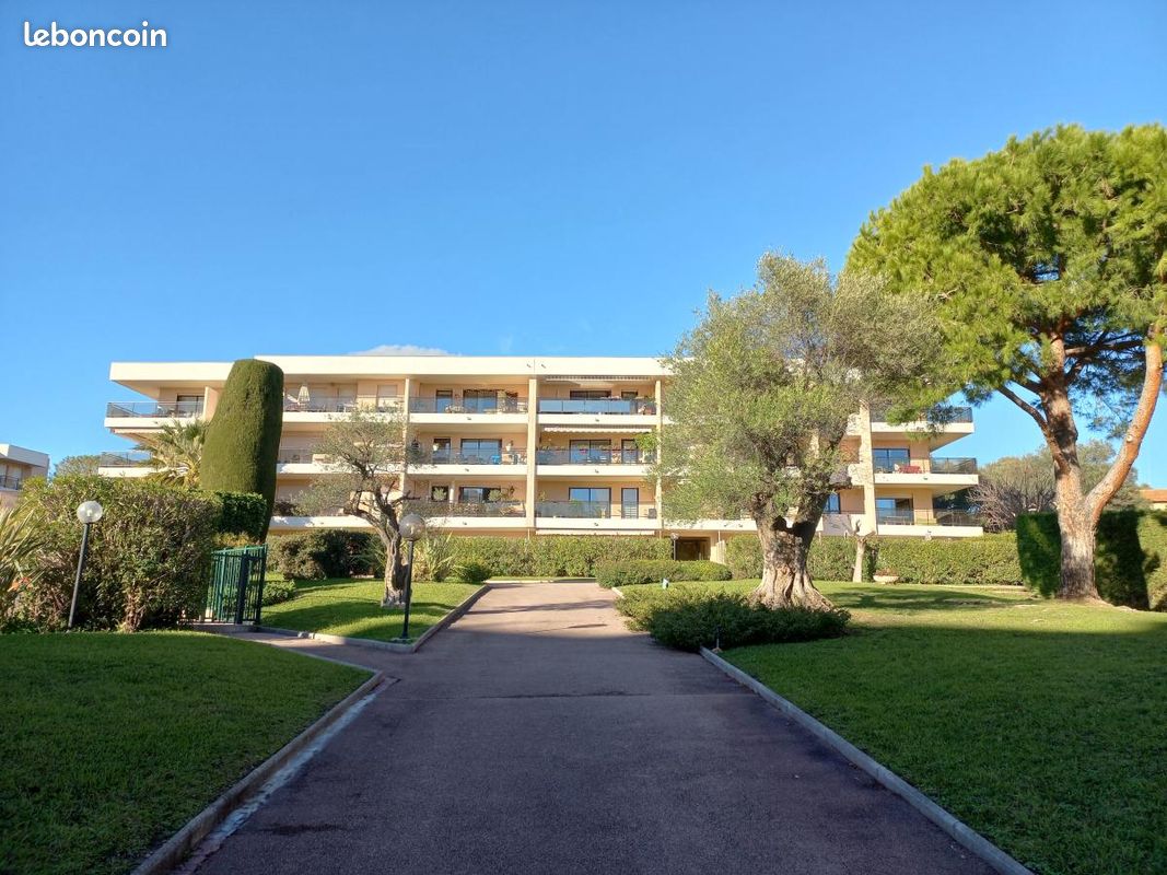 Appartement 4 pièces 80 m² · à Antibes · 80 m² · 1 723 €/mois