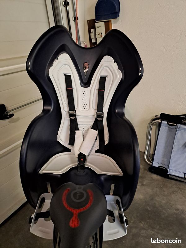 Siege vélo enfant avec le porte bagage et panier velo