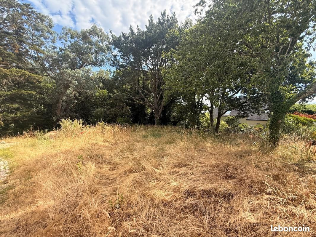 Terrain 950 m² Vannes · 295 000 €