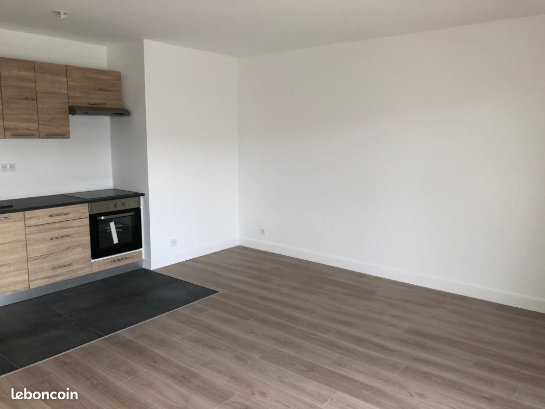 Appartement 2 pièces 45 m² · à Lucé · 45 m² · 662 €