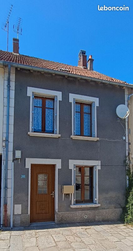Maison 4 pièces 71 m² · à Auzances · 71 m² · 470 €