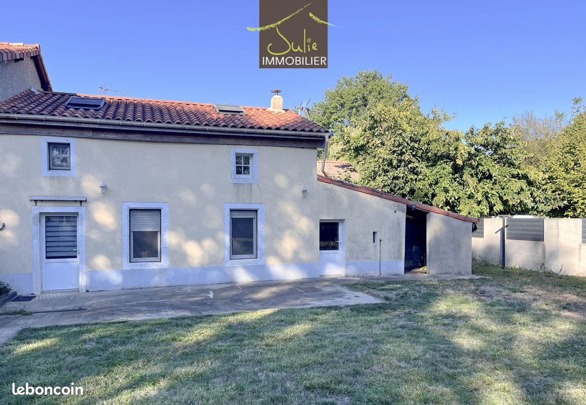 Maison 3 pièces 85 m² · à Courlay · 85 m² · 121 000 €