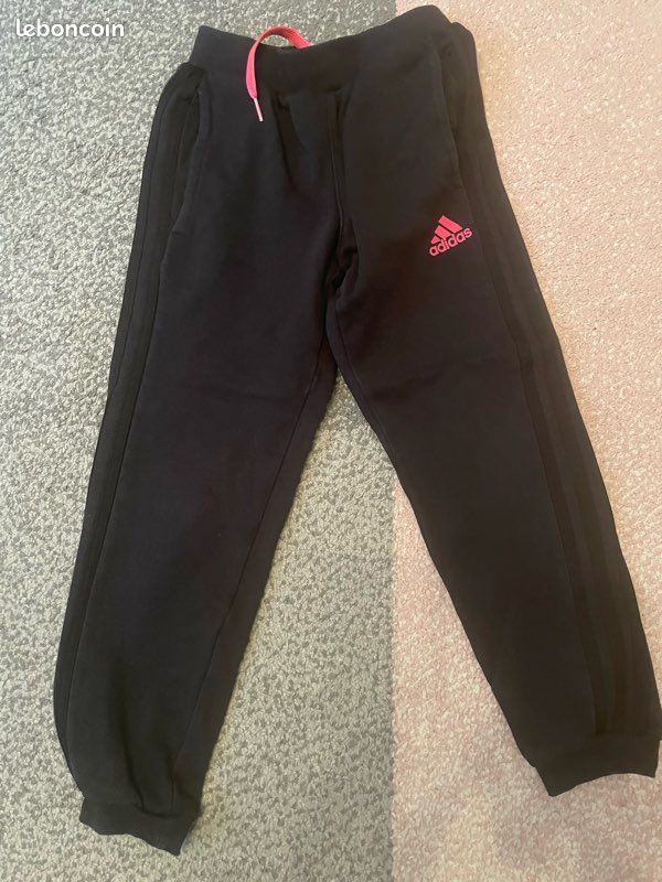 Adidas jogging (image 1)