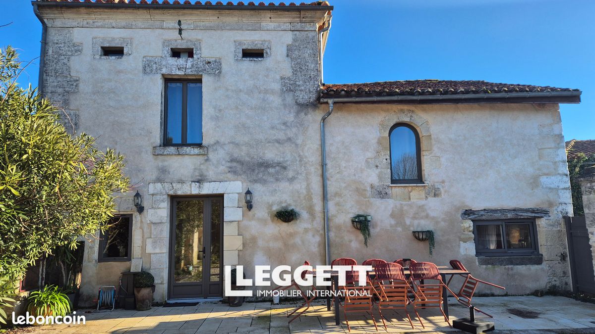 Maison 9 pièces 190 m² · à Brantôme en Périgord · 190 m² · 329 000 €