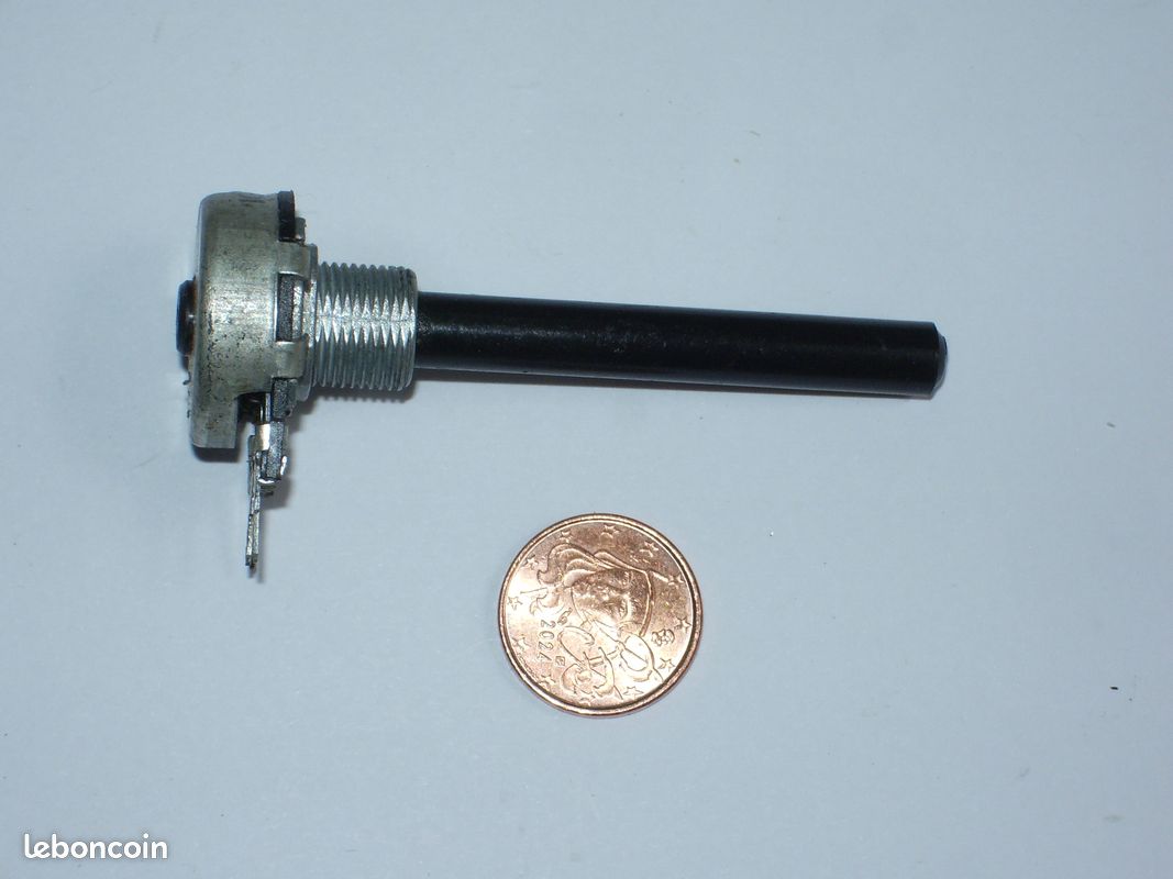 Lot de dix potentiomètres Radiohm logarithmique 125 à 160kOhm, axe 6 x 40mm (image 2)