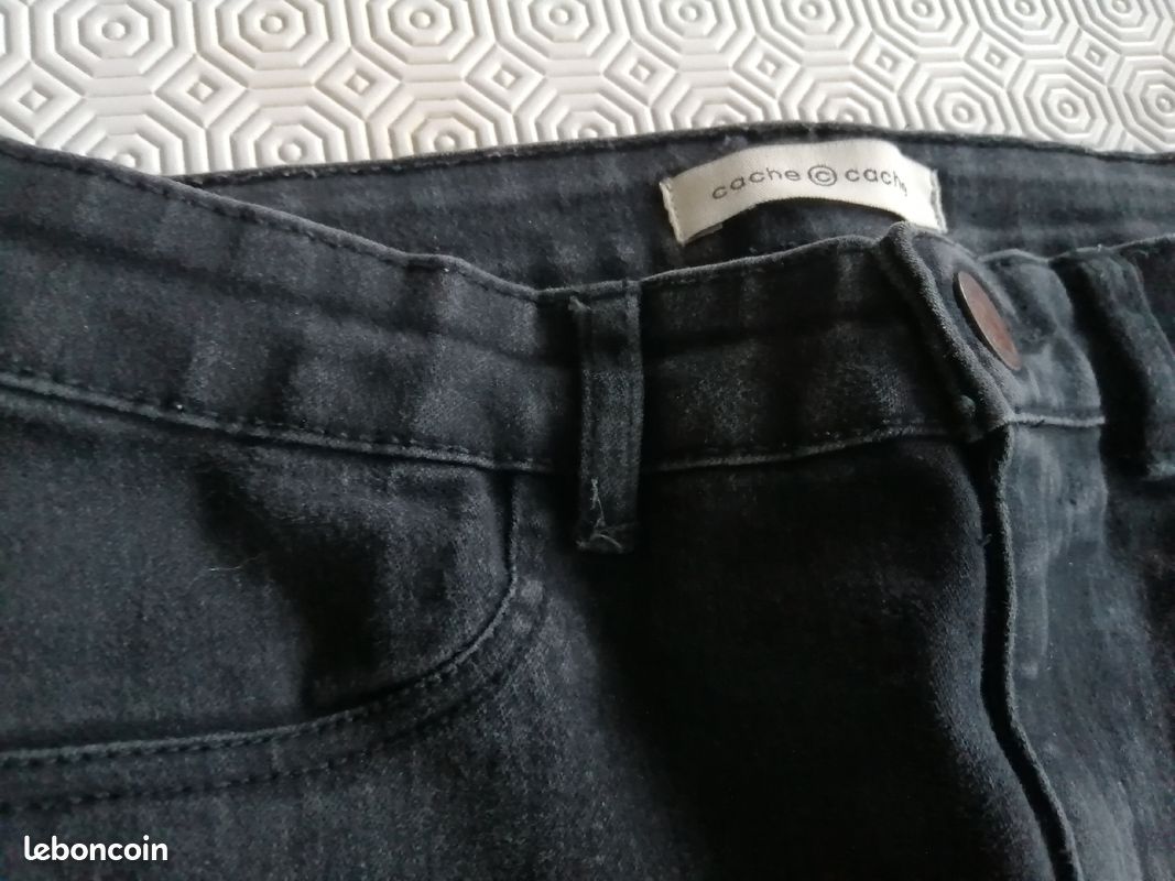 Jeans noirs jeune fille taille 36👍 (image 2)