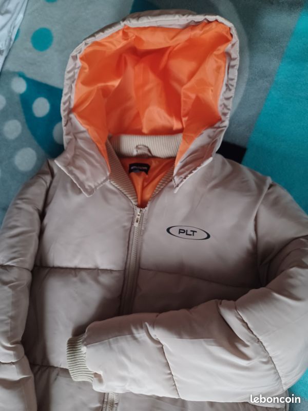Doudoune neuve Pretty Little Thing Taille M 38 (image 2)