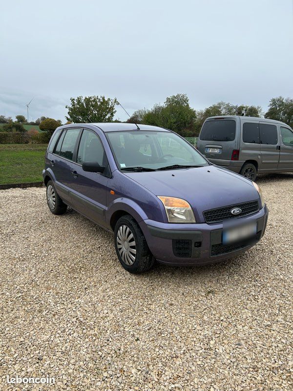 Vend Ford fusion (image 1)