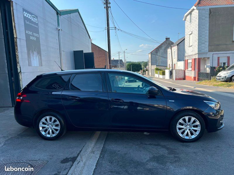 Peugeot 308 sw / gps / climatisation / radar recul / régulateur vitesse / vitre électrique / très propre / (image 4)
