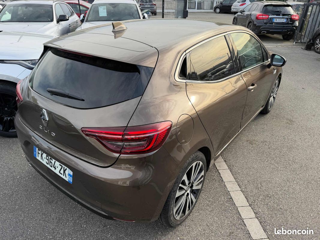Renault clio 5 1.0 tce 100ch initiale paris fulls options garantie (image 3)