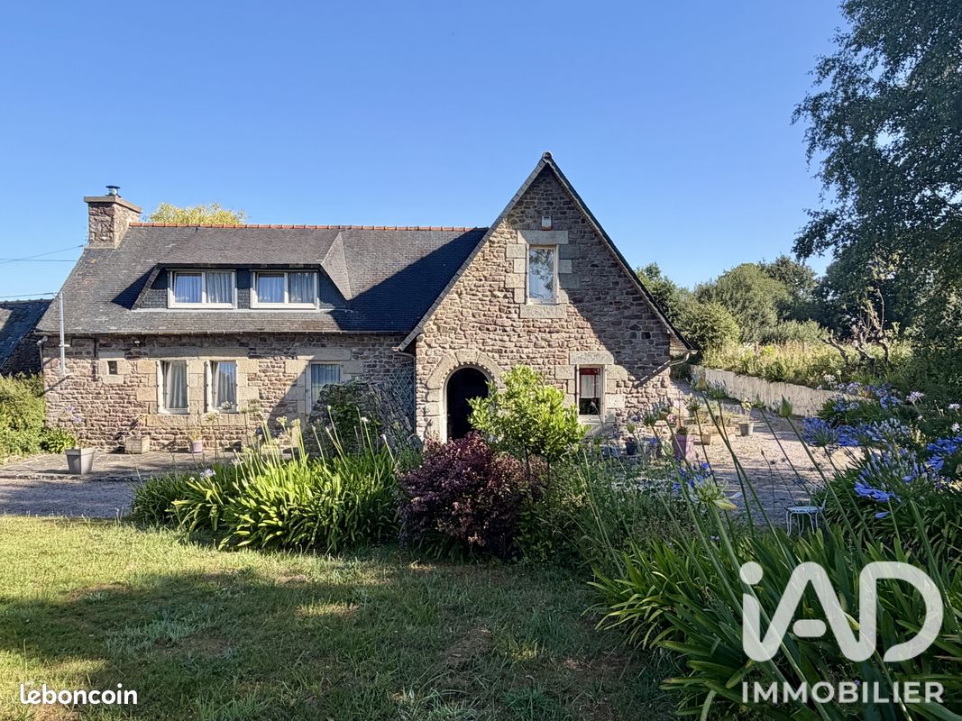 Maison 6 pièces 134 m² · à Kerfot · 134 m² · 388 500 €