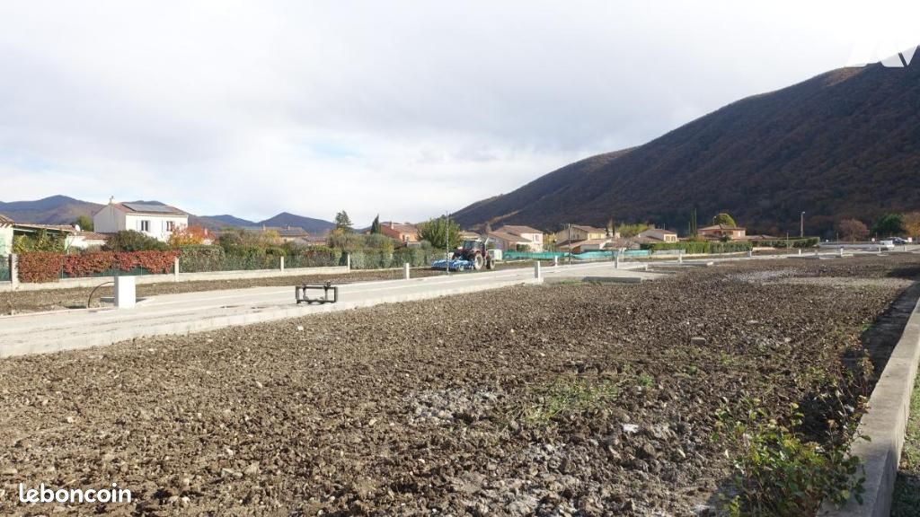 Terrain 557 m² LES MEES (image 5)
