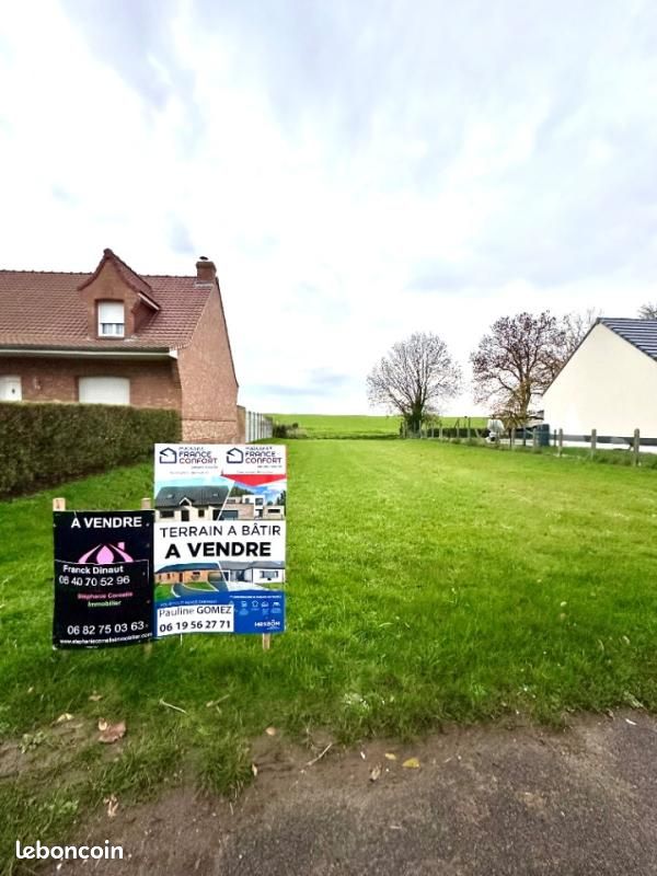 Terrain 679 m² Bantigny · 44 000 €