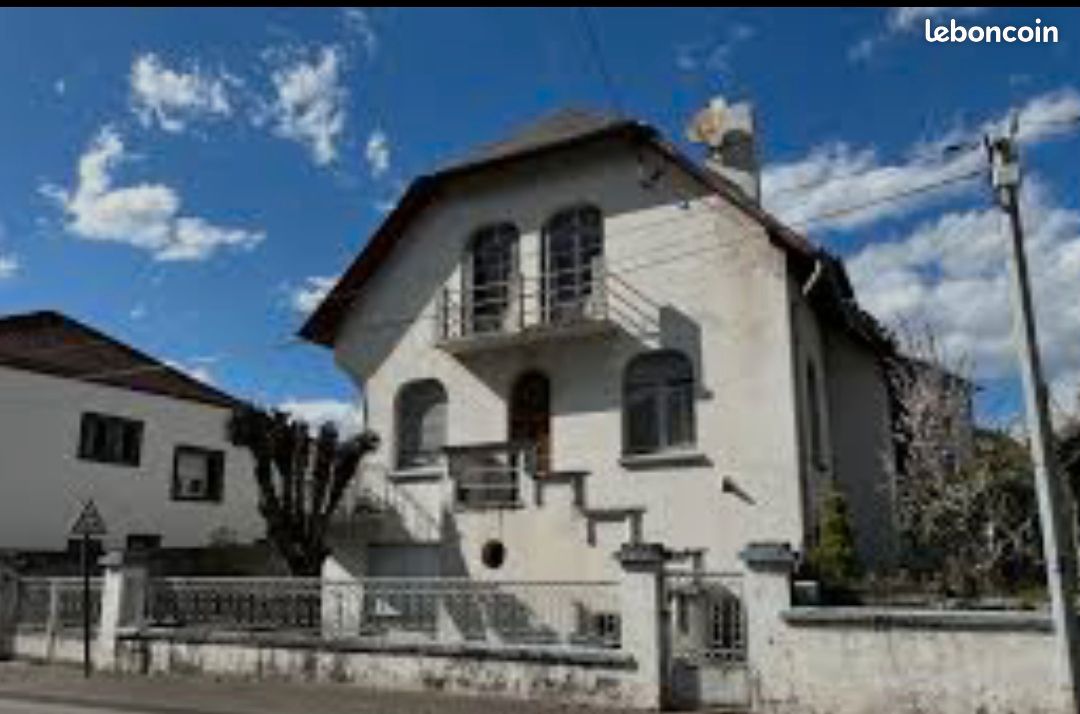 Maison 9 pièces 225 m² · à Lourdes · 225 m² · 155 000 €