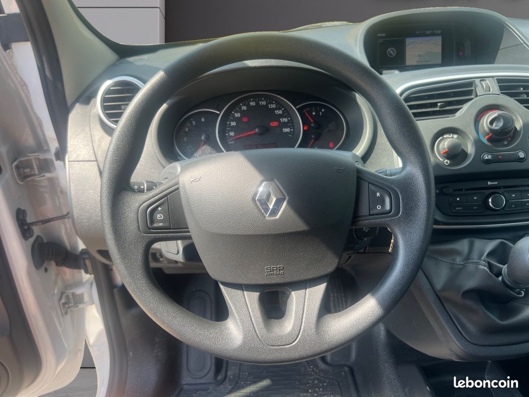 RENAULT KANGOO EXPRESS 1.5 BLUE DCI 80 Air Link 80Ch camera de recul radar AR carplay antivol cabine Garantie 12 mois (image 12)