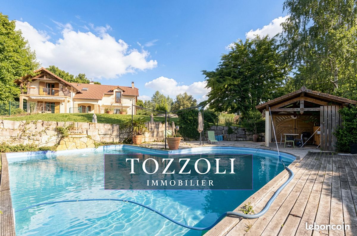 Maison 7 pièces 186 m² · à Bourgoin-Jallieu · 186 m² · 580 000 €