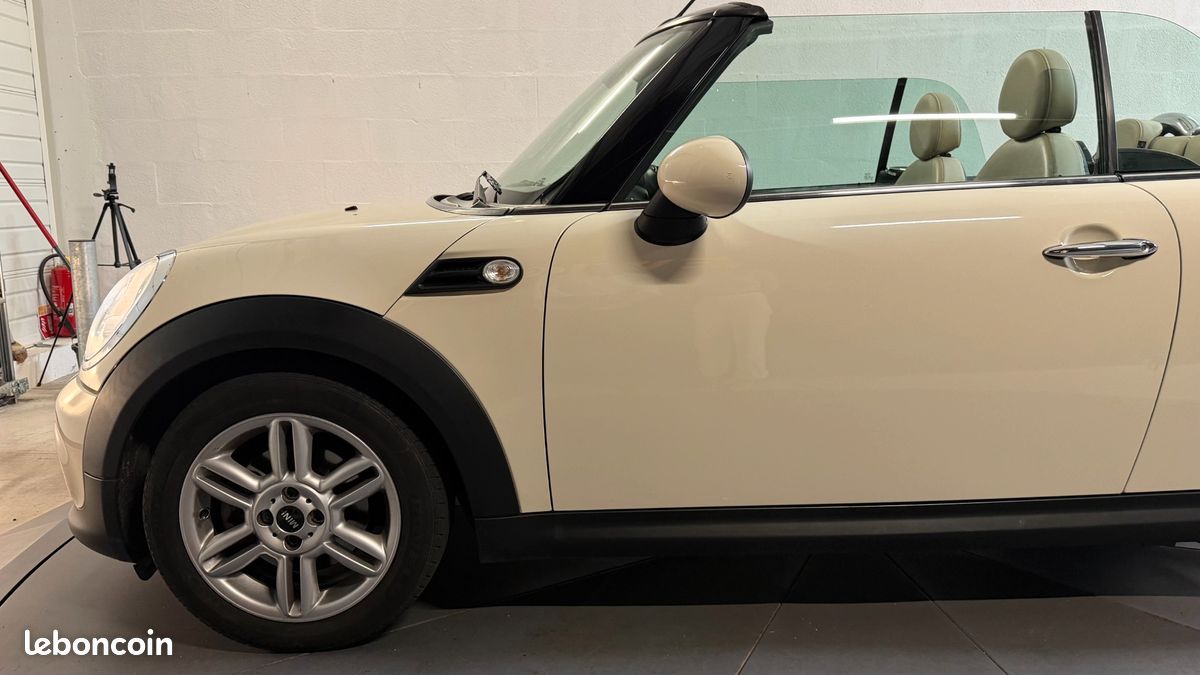 MINI MINI 1.6 120ch COOPER CABRIOLET - PACK CHILI - DISTRIBUTION À CHAINE (image 11)