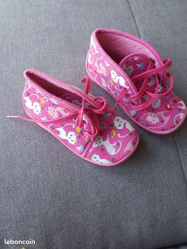 Chaussons & pantoufles 23 (image 1)