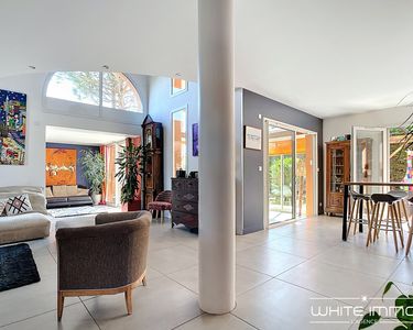 Maison 995 000 € - 200 m²